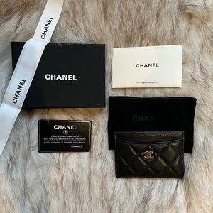 Chanel classic card holder - black sheepskin